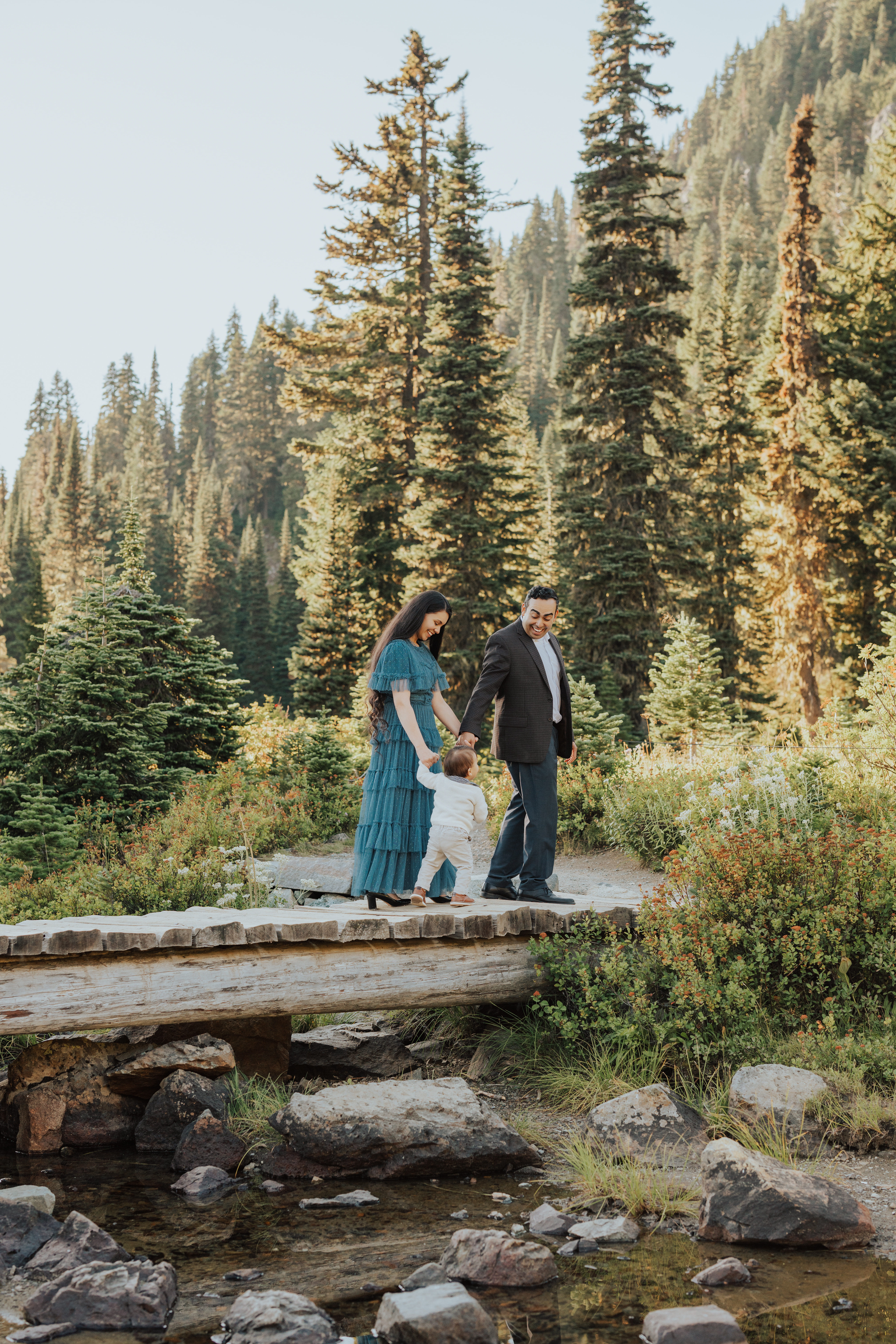 tipsoo lake family photos by crystal chavez photography